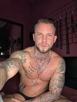 Snapshot of zickertdavid chatting on 02-09-26, 07:23 zickertdavid online show from 02-09-26, 07:23