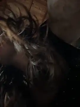 Isalove99 online show from 04-22-26, 09:16