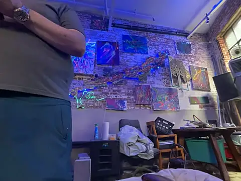 Snapshot of ctguybj chatting on 06-18-26, 05:40 ctguybj online show from 06-18-26, 05:40