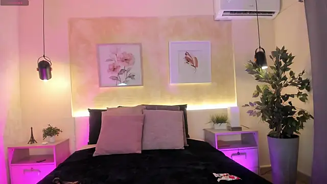 IsabellaSweet   online show from 03-13-26, 04:06