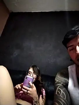 Snapshot of Winniedepootha chatting on 02-28-26, 03:28 Winniedepootha online show from 02-28-26, 03:28