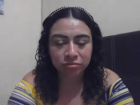 Snapshot of DalilahMx chatting on 07-14-26, 02:00 DalilahMx online show from 07-14-26, 02:00