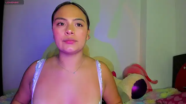 Snapshot of Kylievoos chatting on 02-09-26, 11:14 Kylievoos online show from 02-09-26, 11:14