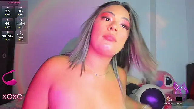 Snapshot of Kylievoos chatting on 02-06-26, 11:34 Kylievoos online show from 02-06-26, 11:34