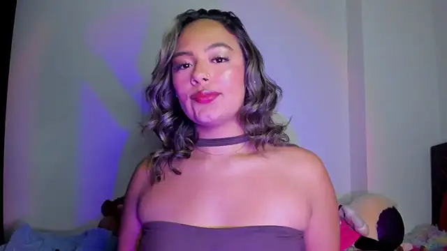 Snapshot of Kylievoos chatting on 02-27-26, 01:39 Kylievoos online show from 02-27-26, 01:39