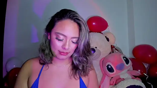 Snapshot of Kylievoos chatting on 02-21-26, 01:40 Kylievoos online show from 02-21-26, 01:40