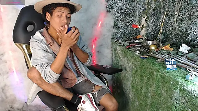 Walkers05 online show from 03-15-26, 02:29