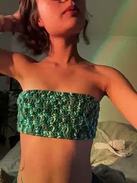 Snapshot of Miamhua-Cat- chatting on 03-04-26, 06:21 Miamhua-Cat- online show from 03-04-26, 06:21