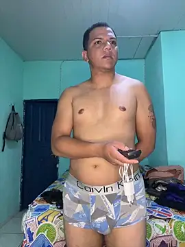 Snapshot of Loaisn chatting on 02-11-26, 03:39 Loaisn online show from 02-11-26, 03:39