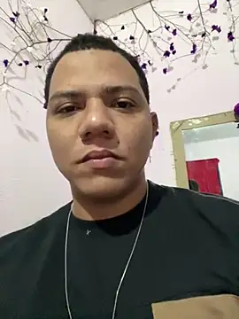 Snapshot of Loaisn chatting on 02-11-26, 11:59 Loaisn online show from 02-11-26, 11:59