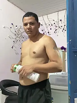 Snapshot of Loaisn chatting on 02-09-26, 10:41 Loaisn online show from 02-09-26, 10:41