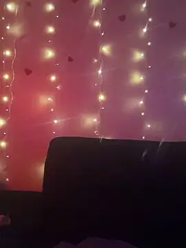 Snapshot of magic_man1085 chatting on 02-13-26, 06:19 magic man1085 online show from 02-13-26, 06:19