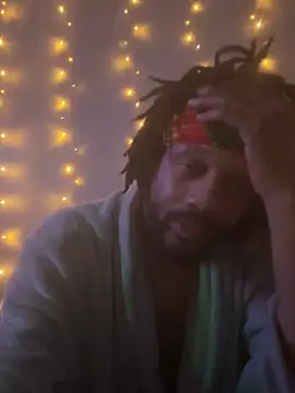 Snapshot of magic_man1085 chatting on 02-06-26, 05:31 magic man1085 online show from 02-06-26, 05:31