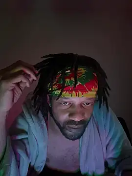 Snapshot of magic_man1085 chatting on 02-05-26, 05:09 magic man1085 online show from 02-05-26, 05:09