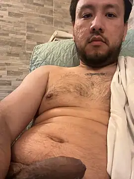 latinocalientehot online show from 04-15-26, 07:58