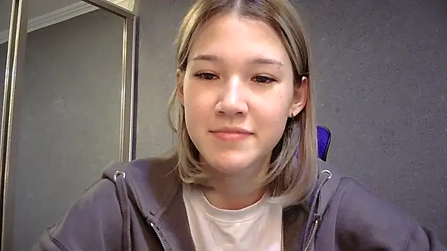 lilXdomiii online show from 04-22-26, 09:27