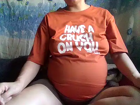 Snapshot of Pmn87 chatting on 03-01-26, 04:23 Pmn87 online show from 03-01-26, 04:23