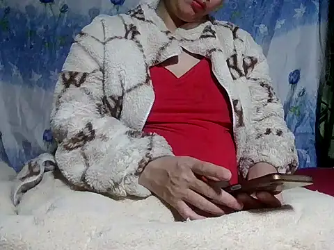 Snapshot of Pmn87 chatting on 02-28-26, 04:06 Pmn87 online show from 02-28-26, 04:06