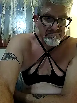 Snapshot of Mdnpanties chatting on 05-23-26, 08:24 Mdnpanties online show from 05-23-26, 08:24