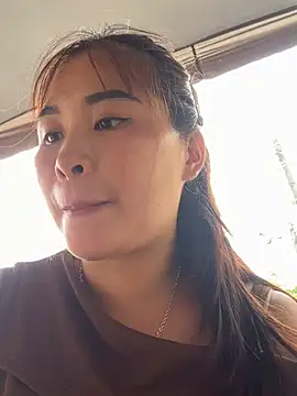 Snapshot of JordanX_01 chatting on 06-16-26, 04:45 JordanX 01 online show from 06-16-26, 04:45