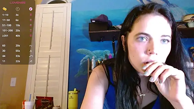 Snapshot of ahungkittykat chatting on 05-03-26, 01:44 ahungkittykat online show from 05-03-26, 01:44