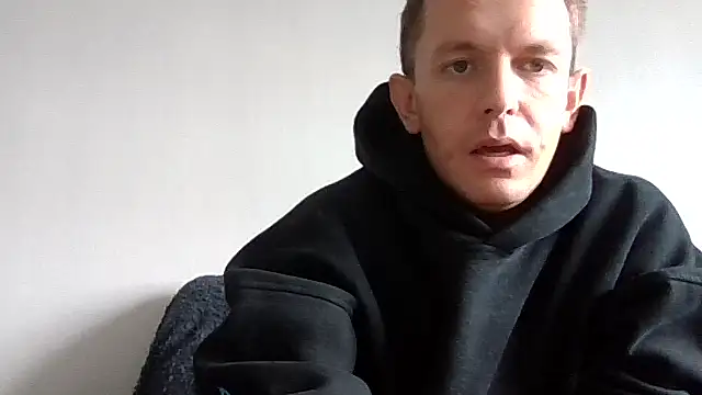 verscub6969 online show from 04-11-26, 08:40