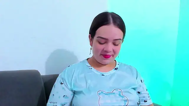 Emely pregnantt online show from 03-18-26, 05:32