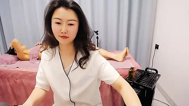 anne2026 online show from 04-24-26, 01:18