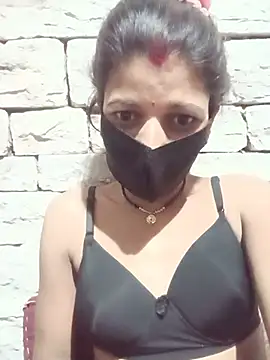 Divya-11431 online show from 06-17-26, 08:52