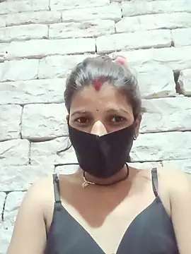 Divya-11431 online show from 06-17-26, 06:46