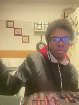 Snapshot of ELPikaPreta chatting on 02-10-26, 01:15 ELPikaPreta online show from 02-10-26, 01:15