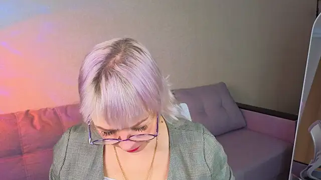 Snapshot of Ann_Annise chatting on 02-20-26, 09:55 Ann Annise online show from 02-20-26, 09:55