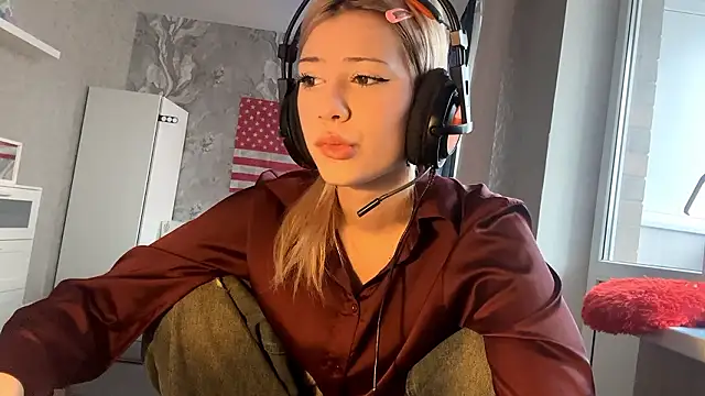 LadyFoxLove online show from 02-17-26, 11:18