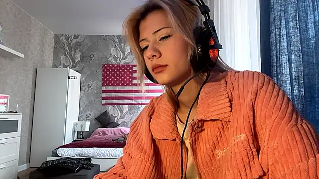 LadyFoxLove online show from 02-21-26, 10:06