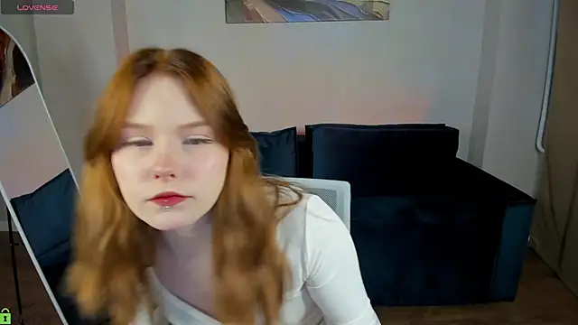 Julia Anis online show from 03-13-26, 01:10