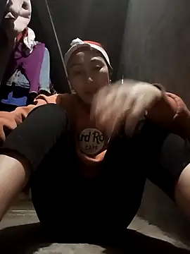 Ami-su online show from 02-18-26, 02:35