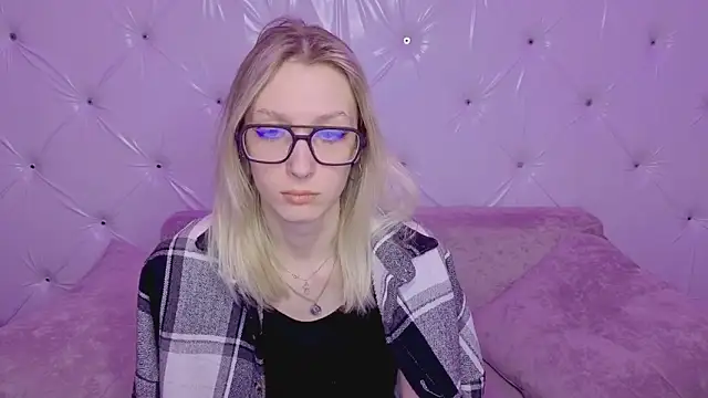 Snapshot of Akiro_Kim7 chatting on 02-24-26, 01:50 Akiro Kim7 online show from 02-24-26, 01:50