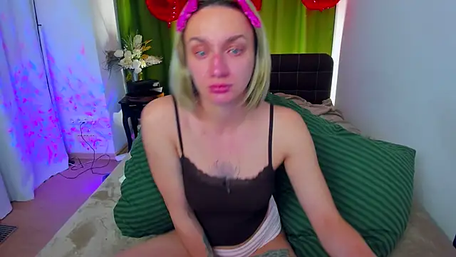 PollyRoseX online show from 04-17-26, 07:17