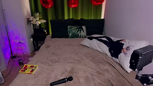 PollyRoseX online show from 04-08-26, 06:53