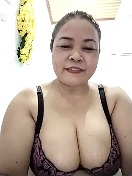Baby-bigtits2026 online show from 05-05-26, 10:07
