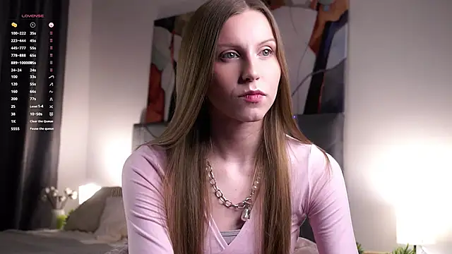 Snapshot of BlondellBolio chatting on 02-15-26, 09:14 BlondellBolio online show from 02-15-26, 09:14