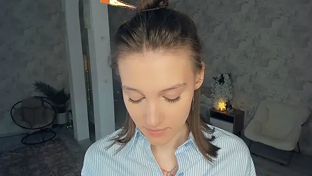 LianneBynon online show from 03-28-26, 09:21