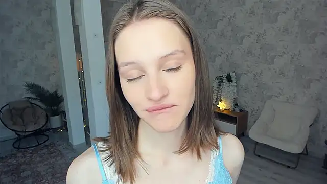 LianneBynon online show from 02-26-26, 08:47