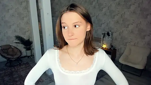 LianneBynon online show from 03-13-26, 08:41