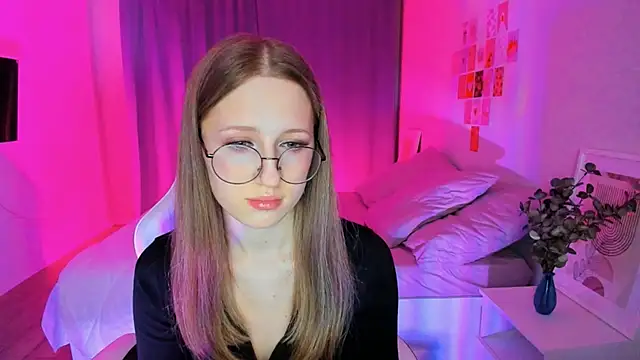 Snapshot of Vega_Taylor chatting on 03-02-26, 03:29 Vega Taylor online show from 03-02-26, 03:29