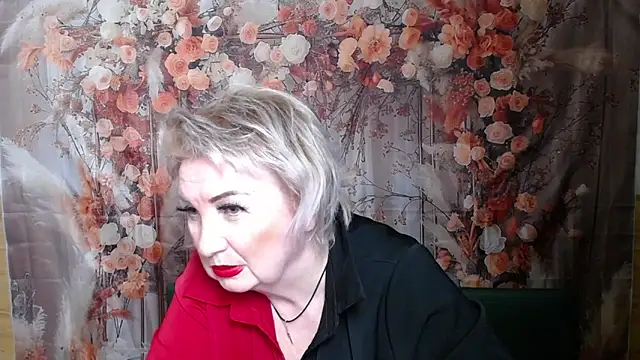 Snapshot of RenataDaster chatting on 02-18-26, 05:53 RenataDaster online show from 02-18-26, 05:53