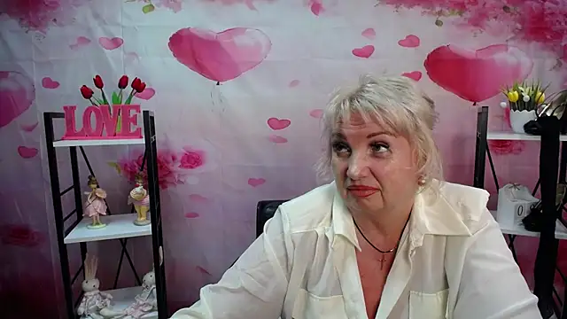 RenataDaster online show from 05-09-26, 05:05