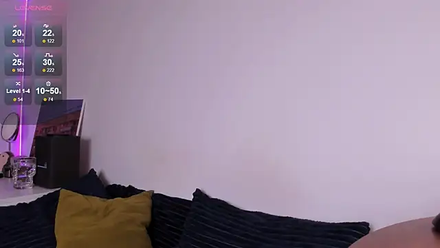 miabellee  online show from 05-13-26, 12:06