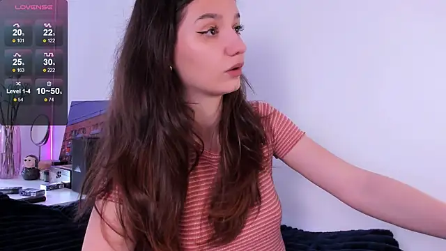 miabellee  online show from 05-18-26, 07:02