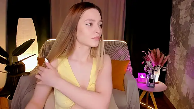 Snapshot of cherrykississ chatting on 02-13-26, 08:47 cherrykississ online show from 02-13-26, 08:47